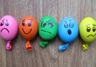 activitati-pentru-dezvoltarea-inteligentei-emotionale-a-copilului-tau-baloane-cu-sentimente